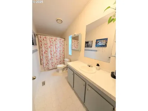 2209 Terra Lea Court La Grande OR 97850