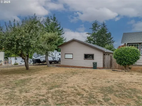 1311 Willow Street Myrtle Point OR 97458