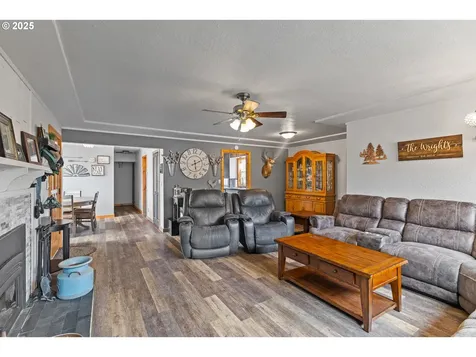 1311 Willow Street Myrtle Point OR 97458