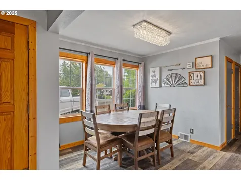 1311 Willow Street Myrtle Point OR 97458