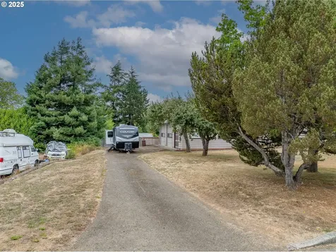 1311 Willow Street Myrtle Point OR 97458