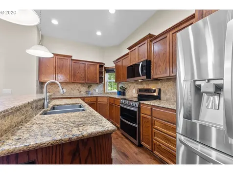 16711 Thompson Road Brookings OR 97415