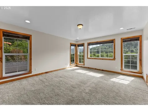 16711 Thompson Road Brookings OR 97415