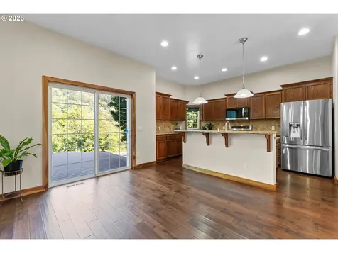 16711 Thompson Road Brookings OR 97415