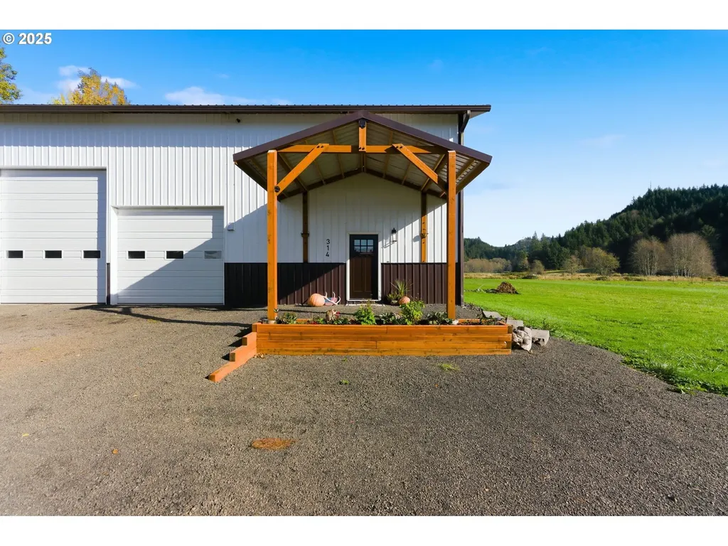 314 E Valley Road Skamokawa WA 98647