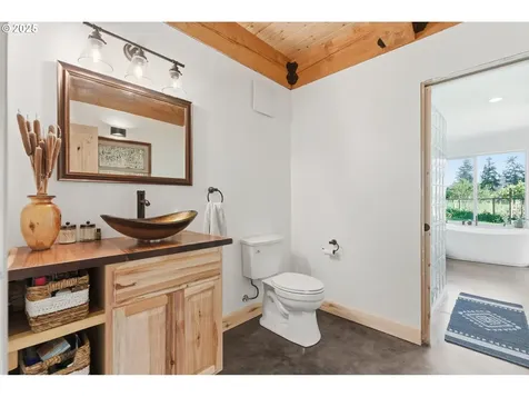 314 E Valley Road Skamokawa WA 98647