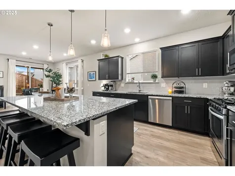 6458 SE 23rd Street Gresham OR 97080