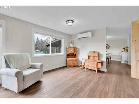 37930 Shenandoah Loop Springfield OR 97478