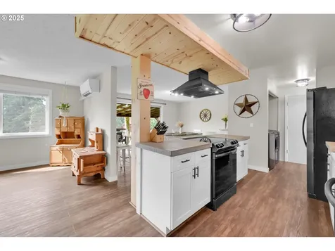 37930 Shenandoah Loop Springfield OR 97478