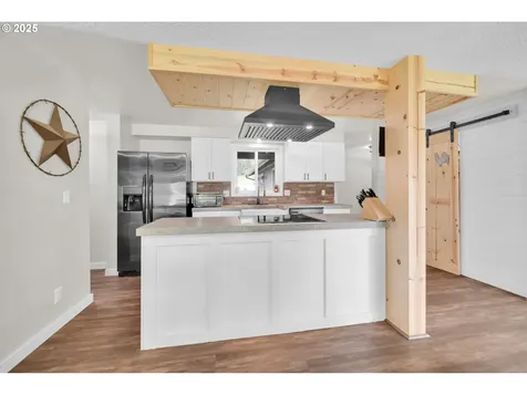 37930 Shenandoah Loop Springfield OR 97478