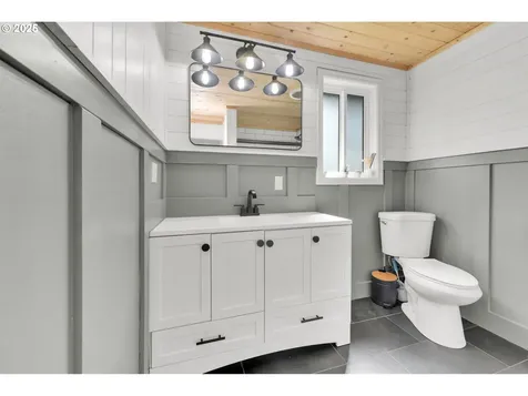37930 Shenandoah Loop Springfield OR 97478