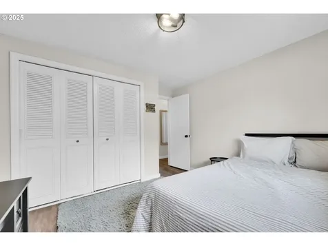 37930 Shenandoah Loop Springfield OR 97478