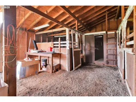 37930 Shenandoah Loop Springfield OR 97478