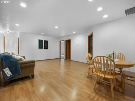3922 SE 14th Street Gresham OR 97080