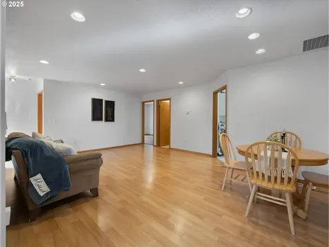3922 SE 14th Street Gresham OR 97080