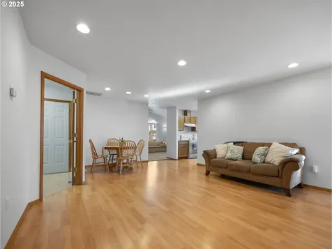 3922 SE 14th Street Gresham OR 97080