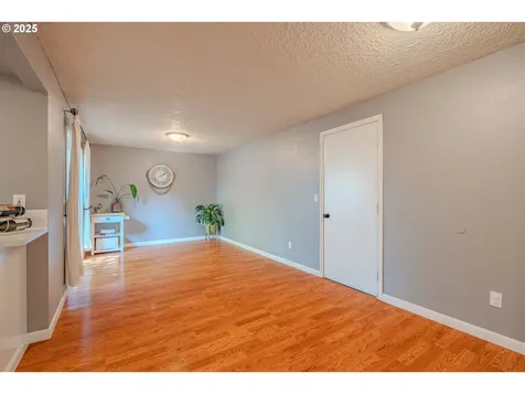 1401 NE 130th Street Vancouver WA 98685