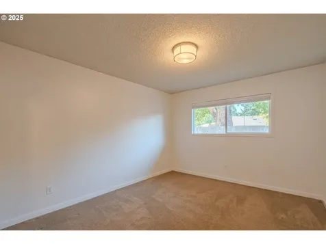 1401 NE 130th Street Vancouver WA 98685