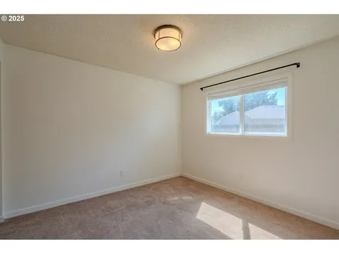 1401 NE 130th Street Vancouver WA 98685
