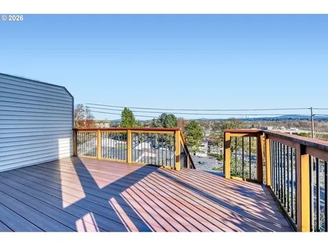 5036 SW View Point Terrace Portland OR 97239