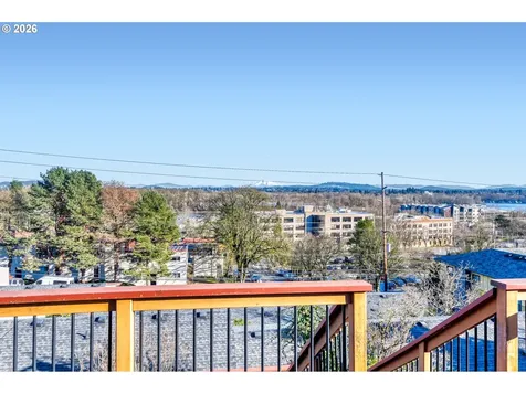 5036 SW View Point Terrace Portland OR 97239