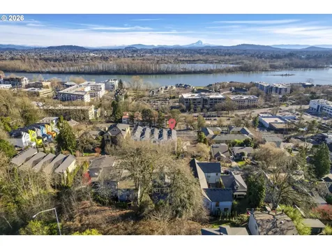 5036 SW View Point Terrace Portland OR 97239