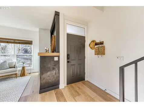 5036 SW View Point Terrace Portland OR 97239