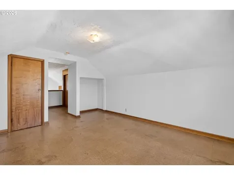 4305 NE Hazelfern Place Portland OR 97213