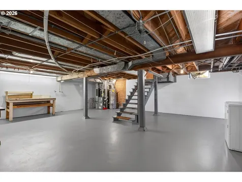 4305 NE Hazelfern Place Portland OR 97213