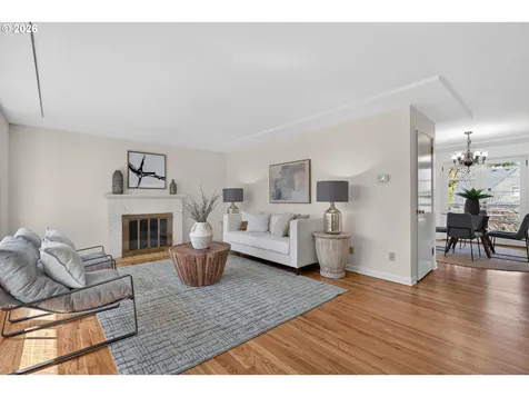 4305 NE Hazelfern Place Portland OR 97213