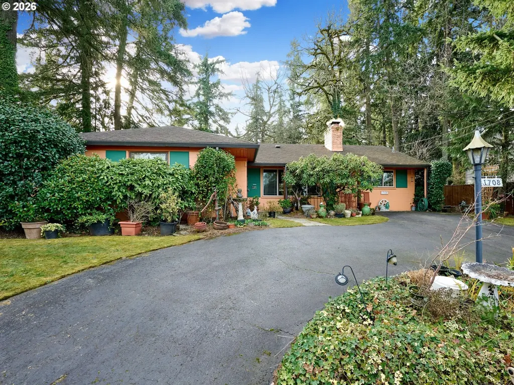 1708 Conifer Drive Lake Oswego OR 97034