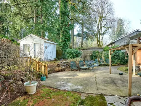 1708 Conifer Drive Lake Oswego OR 97034