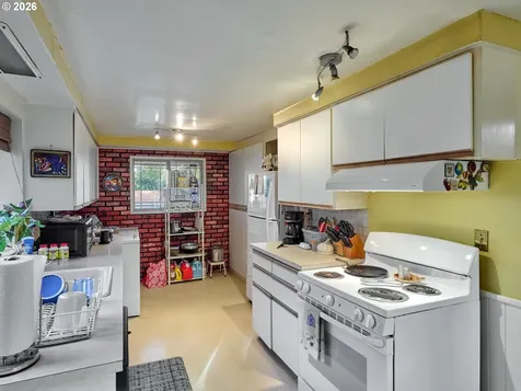 1708 Conifer Drive Lake Oswego OR 97034