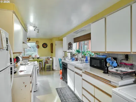 1708 Conifer Drive Lake Oswego OR 97034