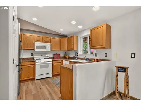 1801 SW Tamarack Street Mcminnville OR 97128