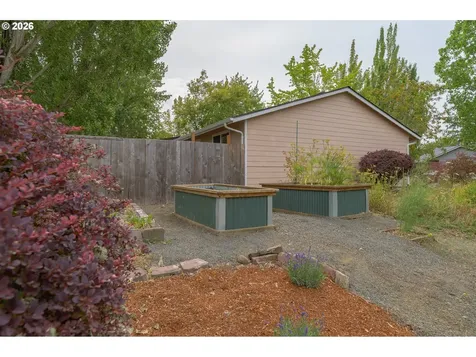 1801 SW Tamarack Street Mcminnville OR 97128