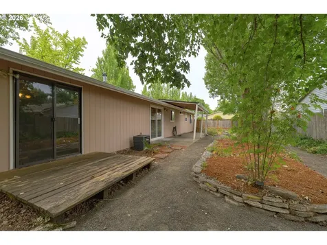 1801 SW Tamarack Street Mcminnville OR 97128