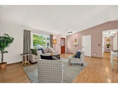 1801 SW Tamarack Street Mcminnville OR 97128
