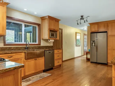 42274 Ziak Gnat Creek Lane Astoria OR 97103