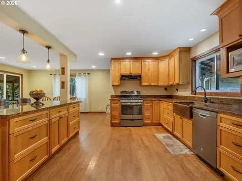 42274 Ziak Gnat Creek Lane Astoria OR 97103
