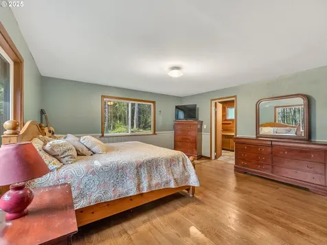 42274 Ziak Gnat Creek Lane Astoria OR 97103