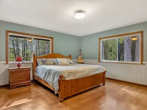 42274 Ziak Gnat Creek Lane Astoria OR 97103
