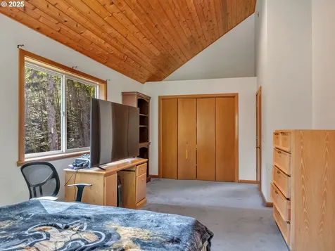 42274 Ziak Gnat Creek Lane Astoria OR 97103
