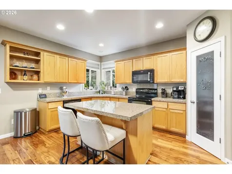 9613 NE 157th Avenue Vancouver WA 98682