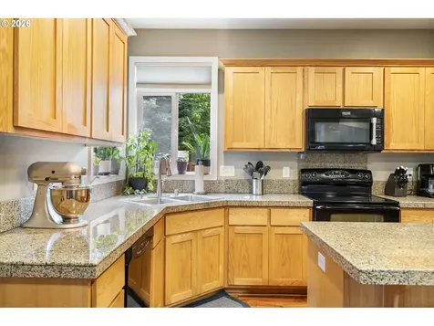 9613 NE 157th Avenue Vancouver WA 98682
