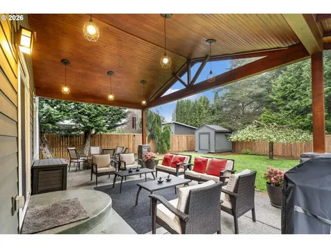 9613 NE 157th Avenue Vancouver WA 98682