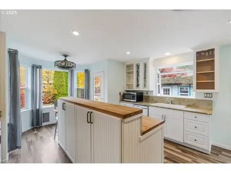 16331 Wayne Drive Oregon City OR 97045