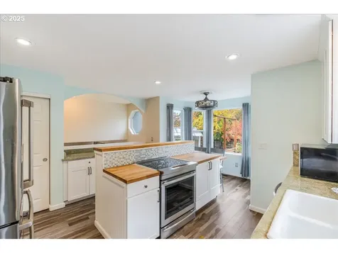 16331 Wayne Drive Oregon City OR 97045