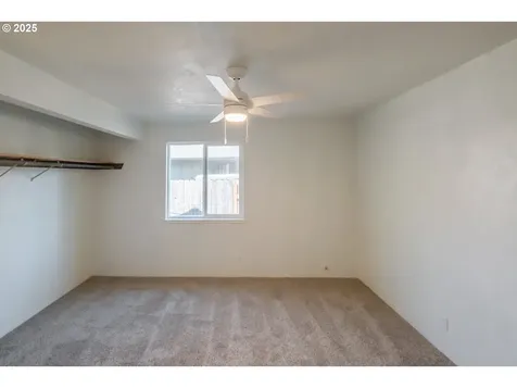 3197 Columbine Street Lebanon OR 97355