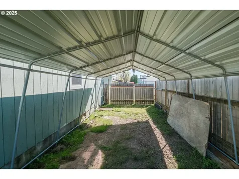 3197 Columbine Street Lebanon OR 97355